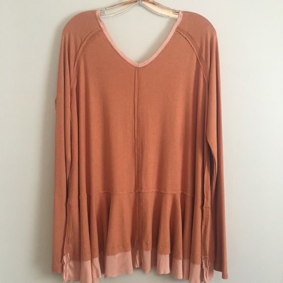 Wishlist Long Sleeved Flowy Top - Picture 6 of 11